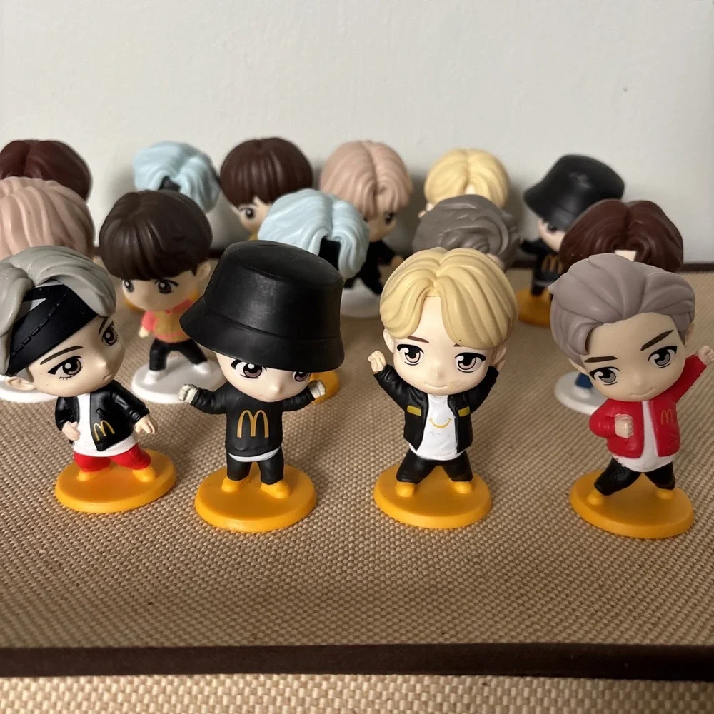 McDonald's Tinytan x BTS 2025 Happy Meal Toys Set Of 15‎ Figures 3.5